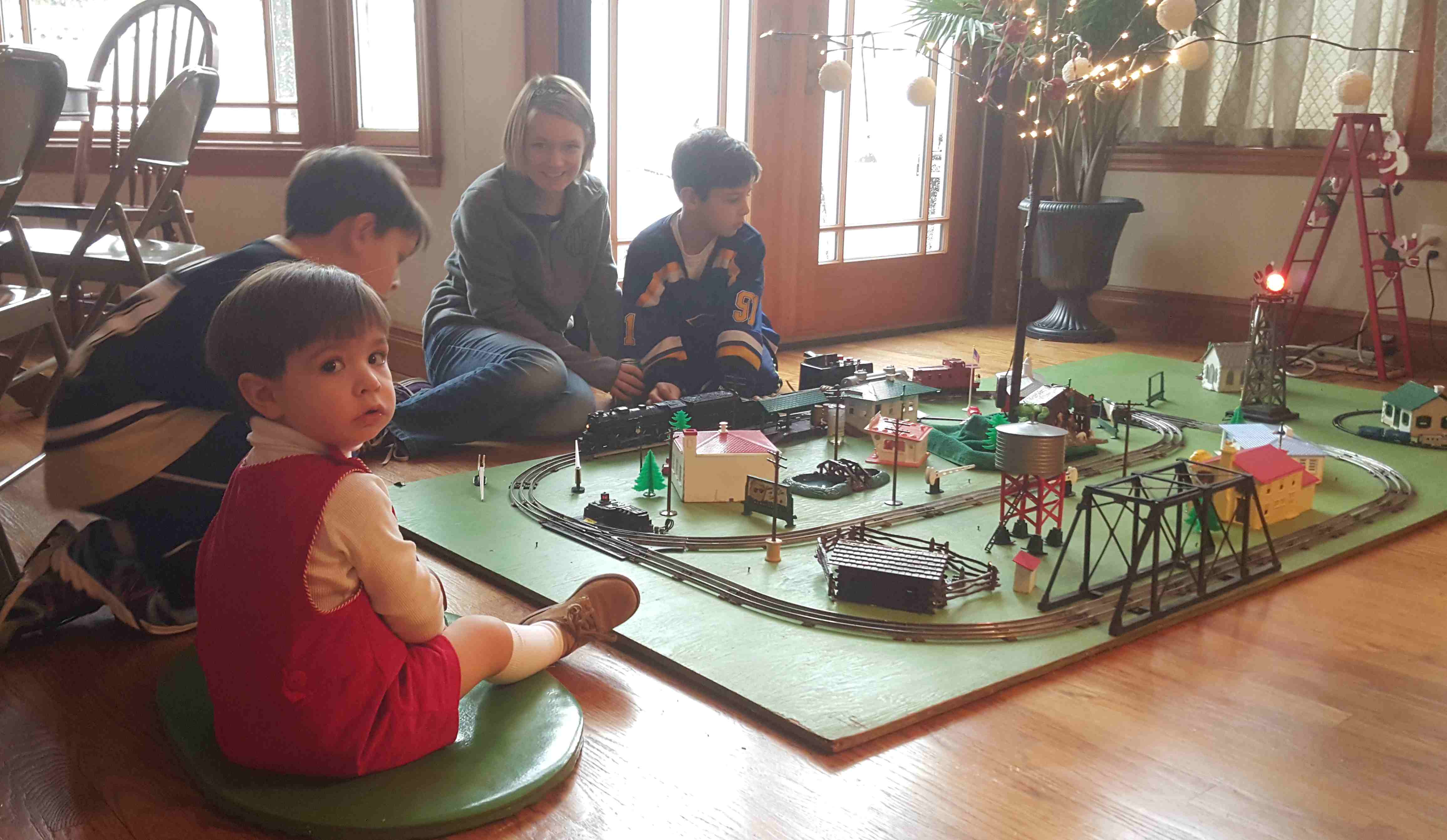 2015-12-26 Sagemis trains.jpg